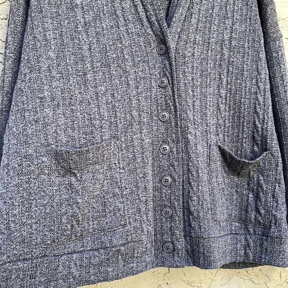 Torrid Button Down Cardigan - Picture 4 of 6